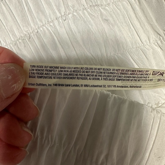 Free People Movement White The Way Back Home Shorts, Size Small (v) - Picture 9 of 12